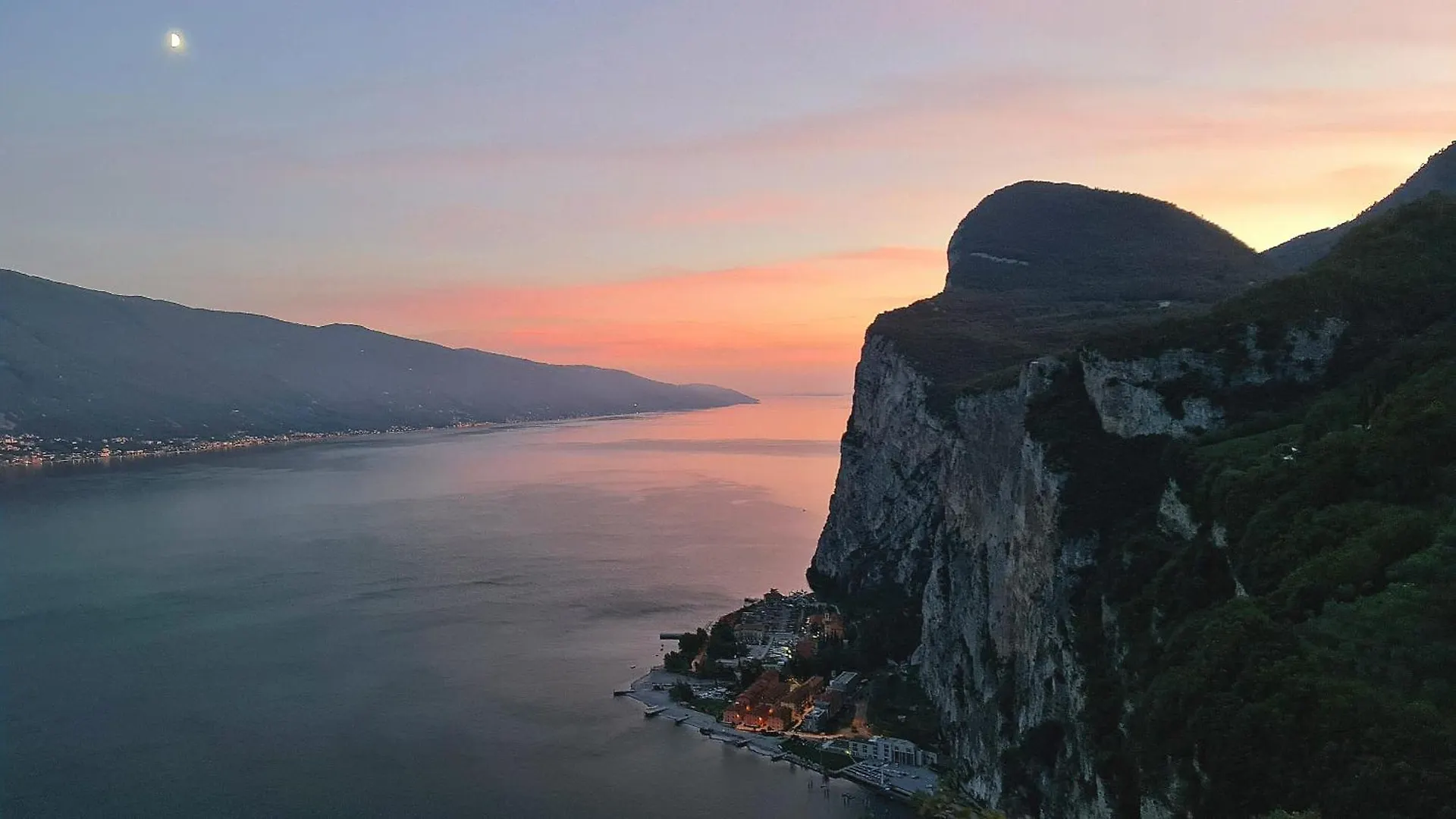Campione - Garda Wind Apartment 2 Bedrooms Campione del Garda 0*,  Italien