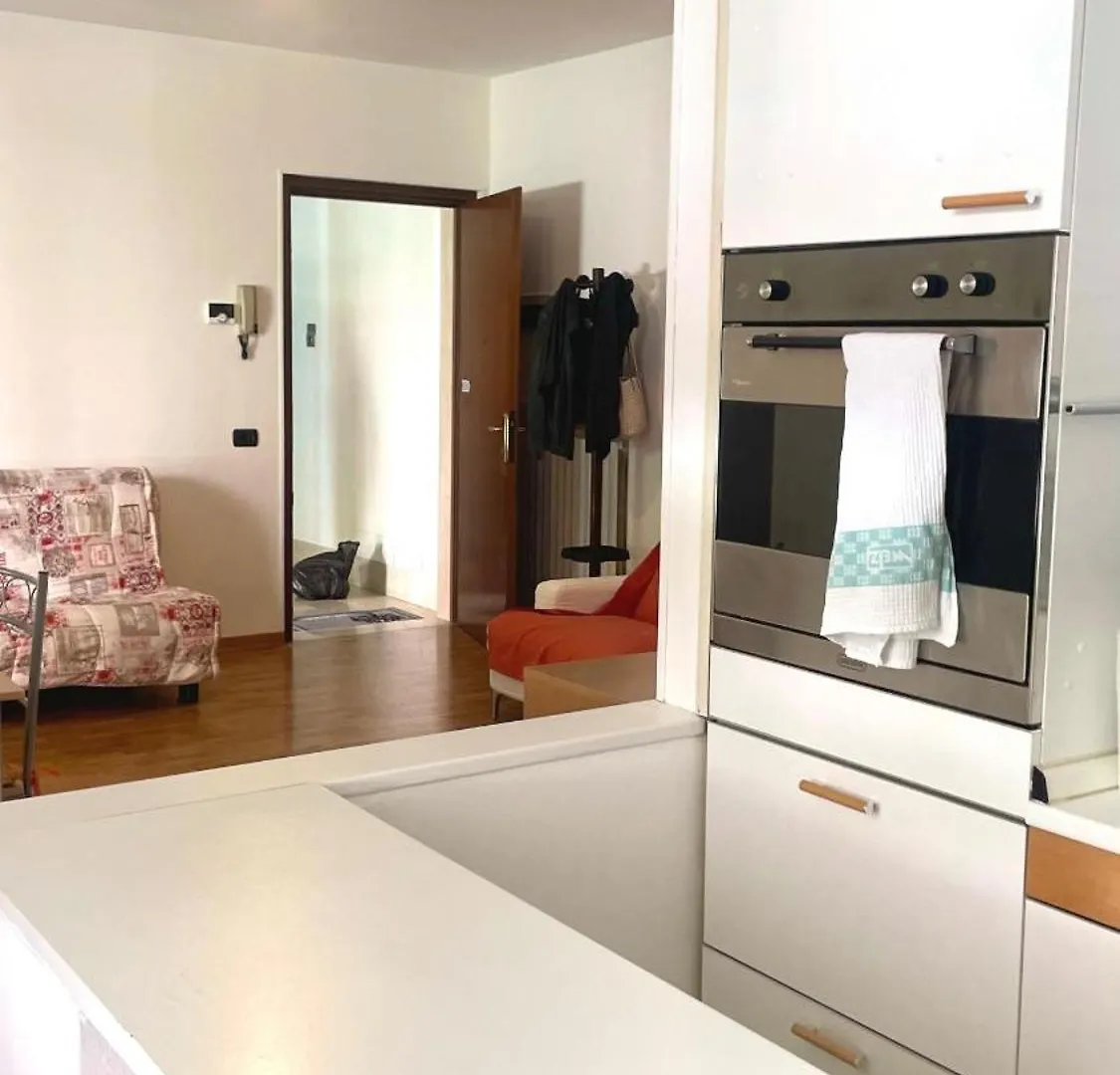 Campione - Garda Wind Apartment 2 Bedrooms Campione del Garda 0*,  Italien